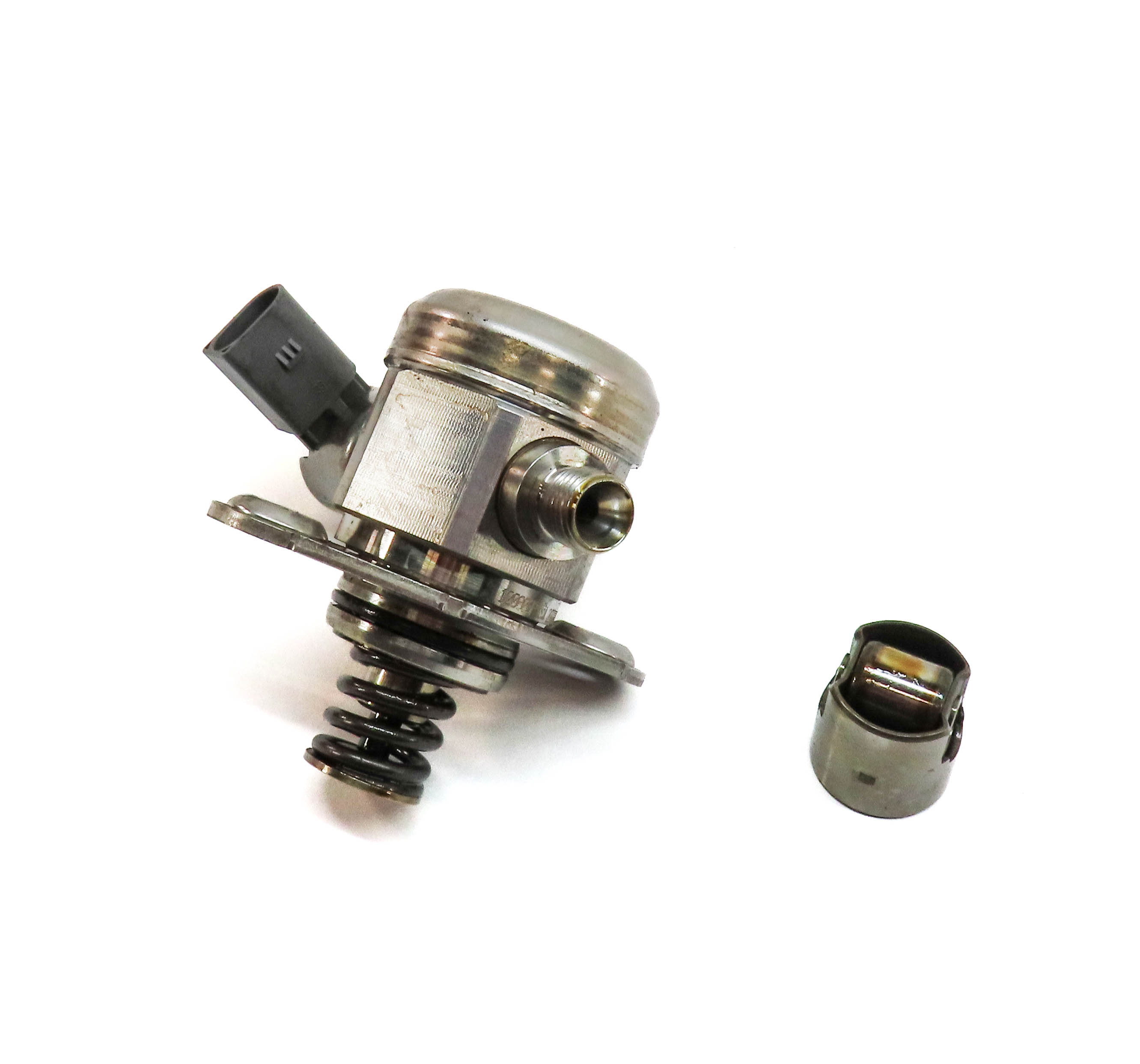 08-14 BMW 550i 650i 750i X5 X6 (F01 F10 E70 E71) 4.4L N63 MECHANICAL FUEL PUMP — exact item pictured